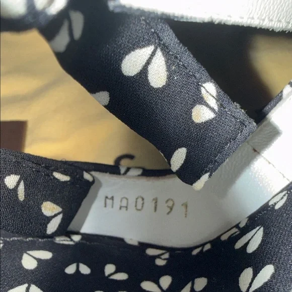 Louis Vuitton 2011 Marc Jacobs Era Heart Print Bow Wedge Sandals - Picture 5 of 11